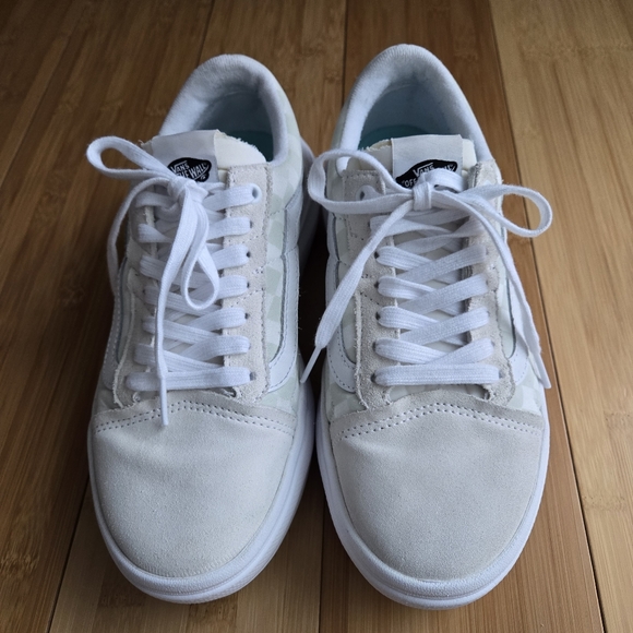 Vans Old Skool Overt CC Checkerboard Unisex White and Cream Sneakers Size 9.5 - Picture 5 of 10